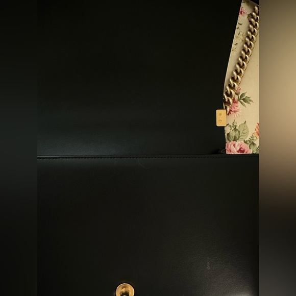 Authentic Chanel Boy. - Picture 10 of 15